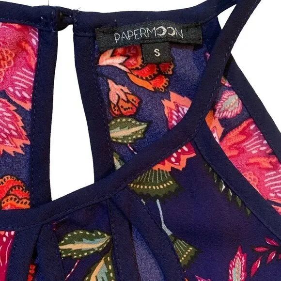 Stitch Fix Papermoon Top  Walita Cut Out Detail‎ Floral Blouse - Small - Picture 6 of 7